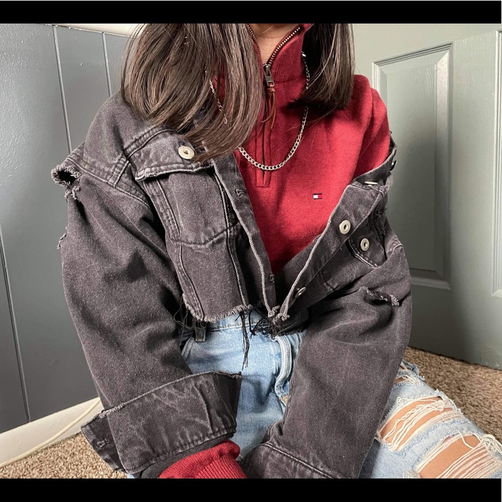 Men’s Maroon Turtleneck XS